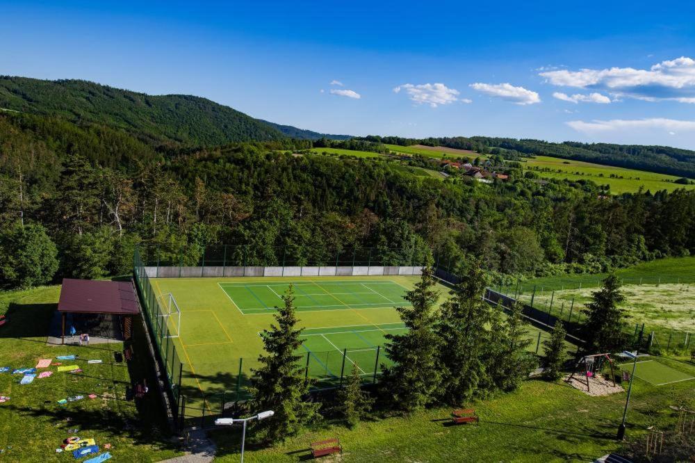Hotel Berounka Hrebecniky Kültér fotó
