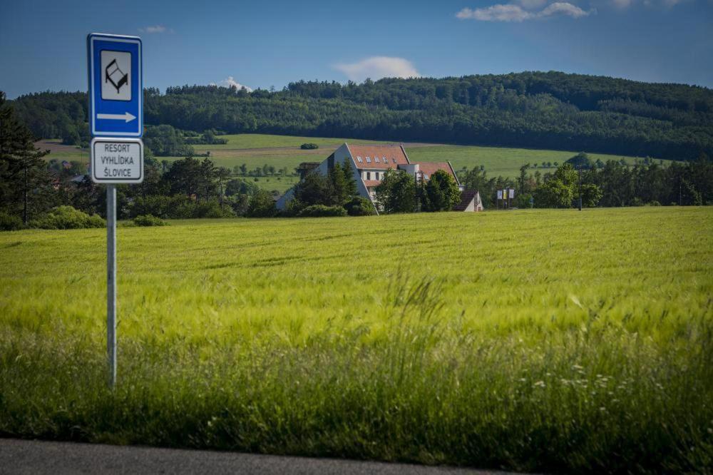 Hotel Berounka Hrebecniky Kültér fotó