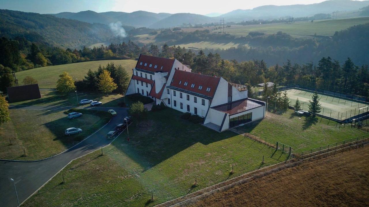 Hotel Berounka Hrebecniky Kültér fotó