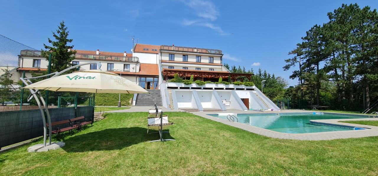 Hotel Berounka Hrebecniky Kültér fotó