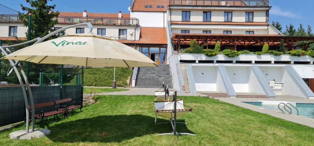 Hotel Berounka Hrebecniky Kültér fotó