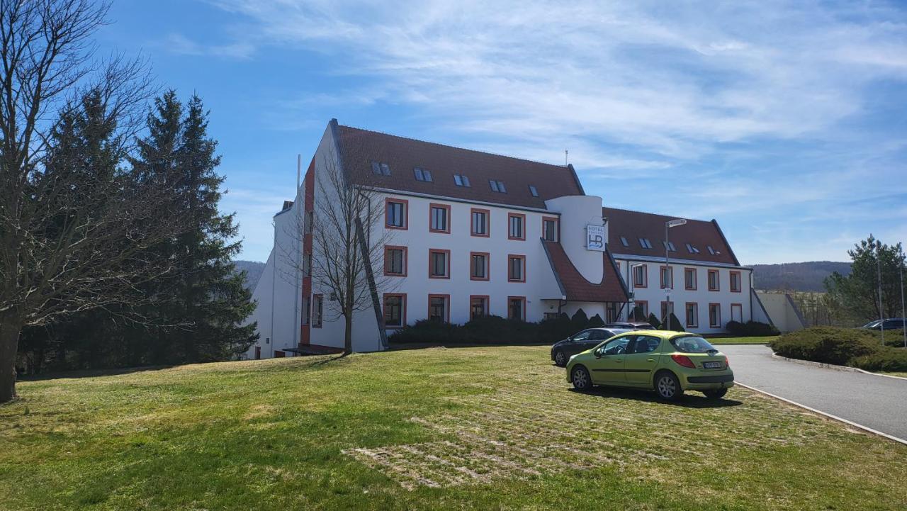 Hotel Berounka Hrebecniky Kültér fotó